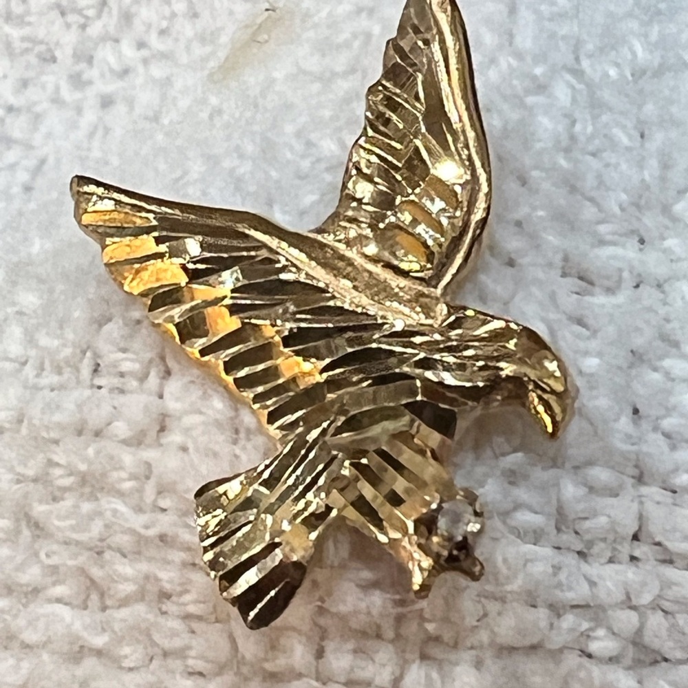 Awesome finds at great prices! - Picture 7 of 8